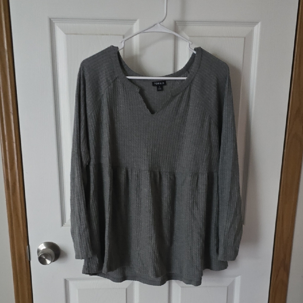Torrid Charcoal Gray Tunic Top